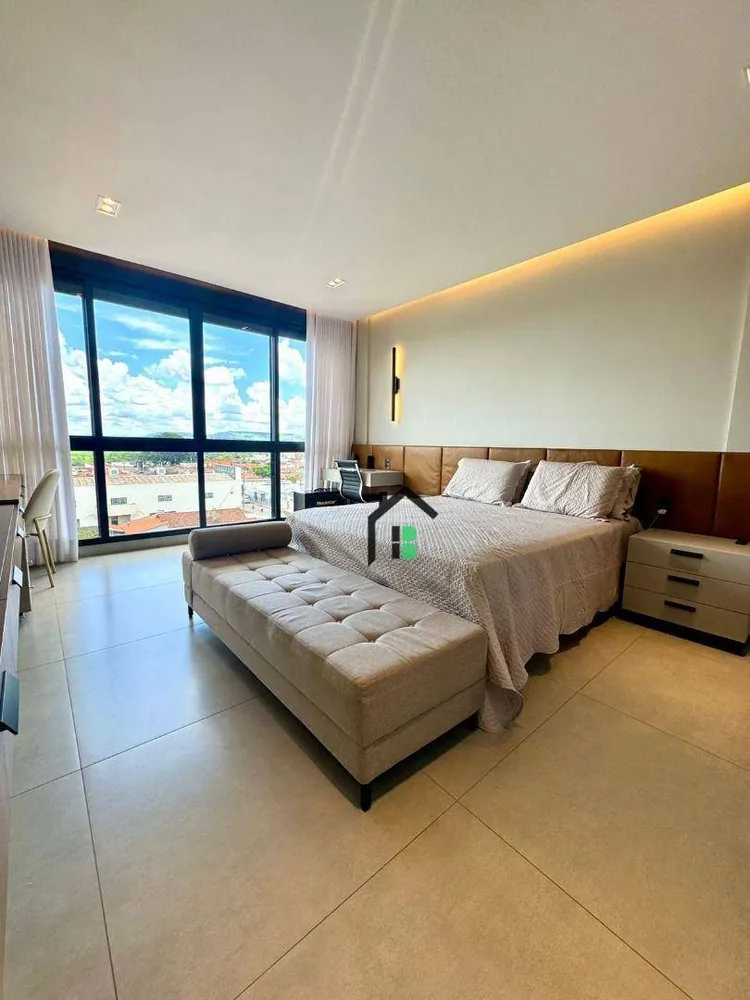 Cobertura, 3 quartos, 233 m² - Foto 11