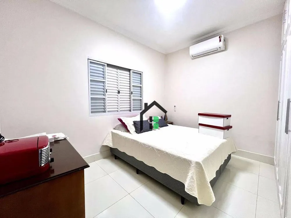 Casa, 3 quartos, 220 m² - Foto 12