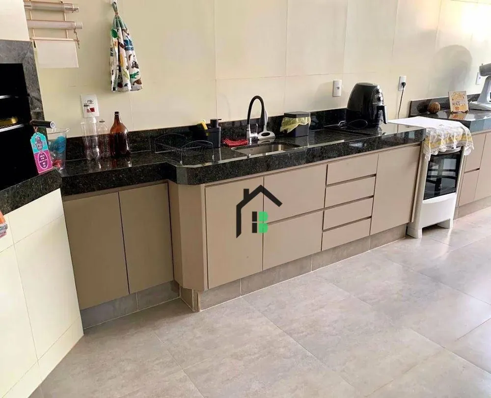 Casa, 3 quartos, 220 m² - Foto 9