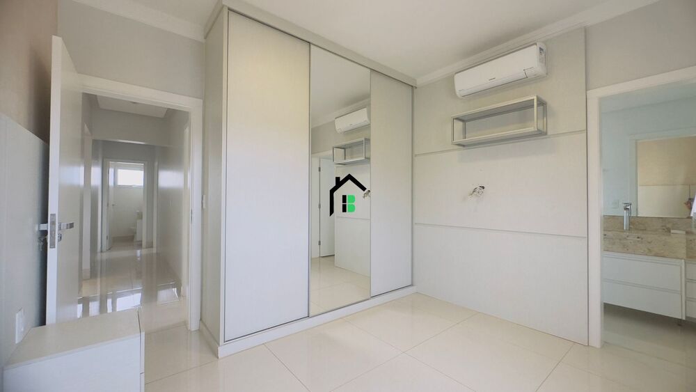 Apartamento à venda com 3 quartos, 102m² - Foto 1