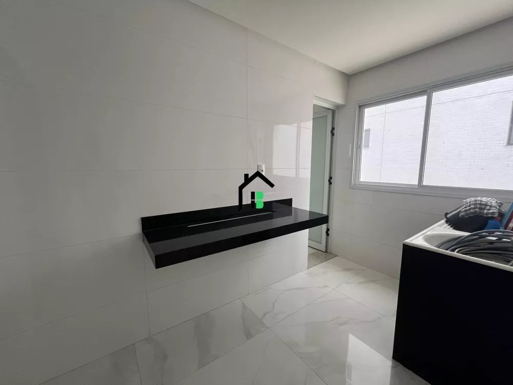 Apartamento à venda com 3 quartos, 181m² - Foto 11