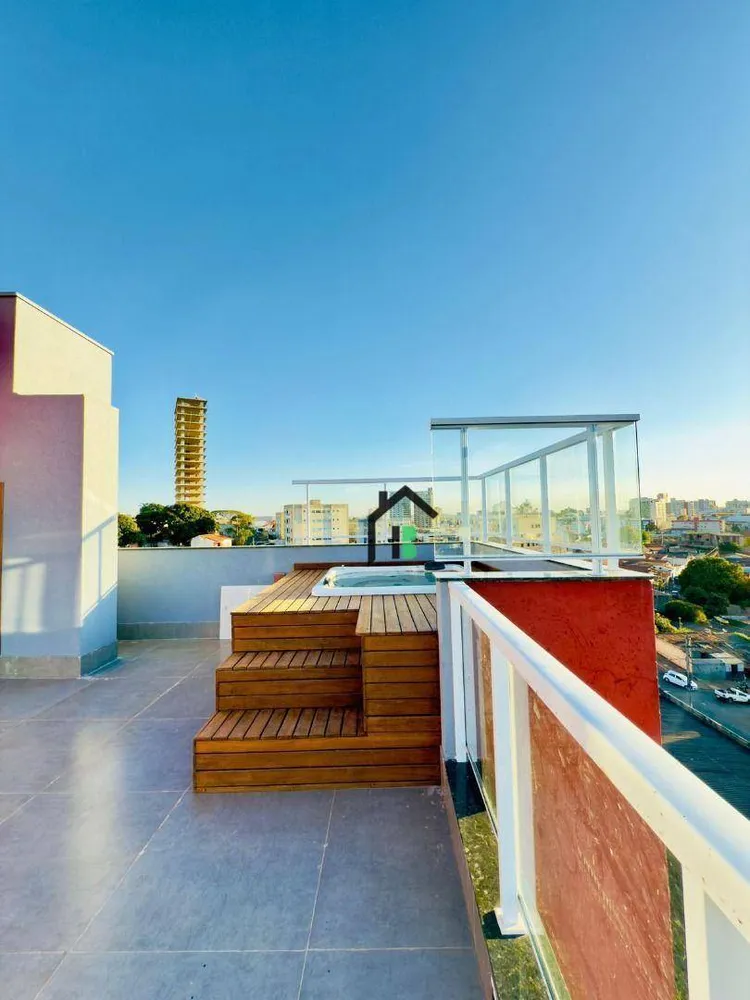 Cobertura, 3 quartos, 127 m² - Foto 2
