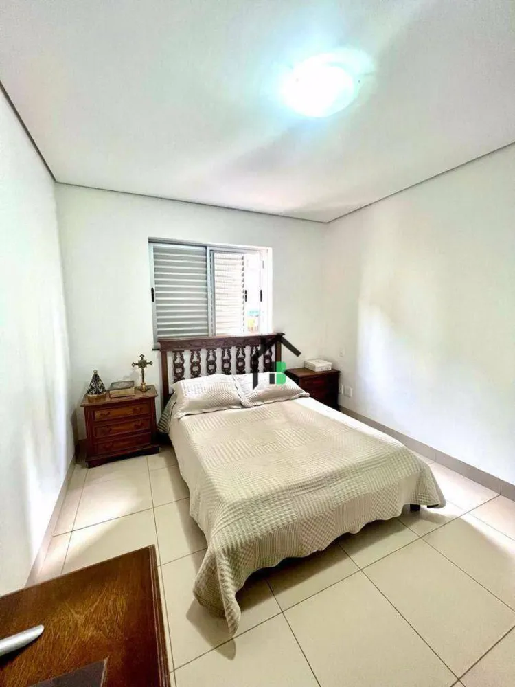 Apartamento, 3 quartos, 140 m² - Foto 3
