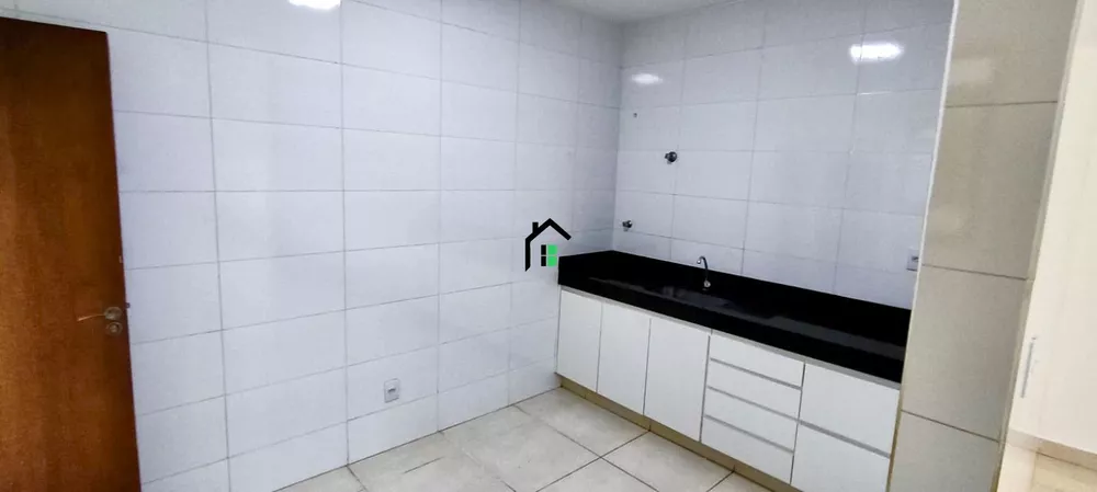 Apartamento à venda com 4 quartos, 192m² - Foto 15