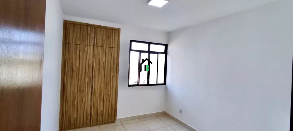 Apartamento à venda com 4 quartos, 192m² - Foto 12