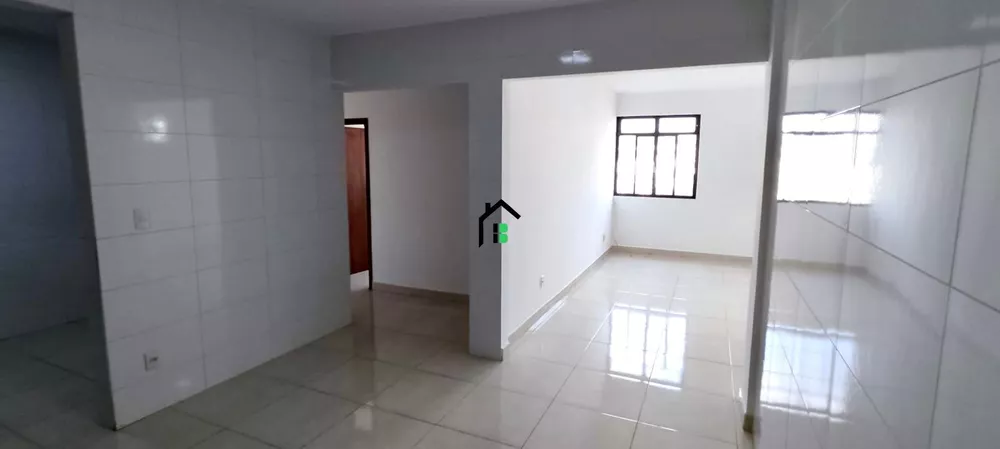 Apartamento à venda com 4 quartos, 192m² - Foto 3