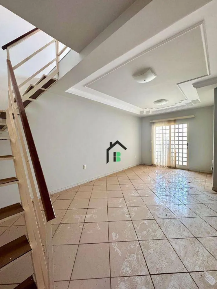 Cobertura, 3 quartos, 206 m² - Foto 1