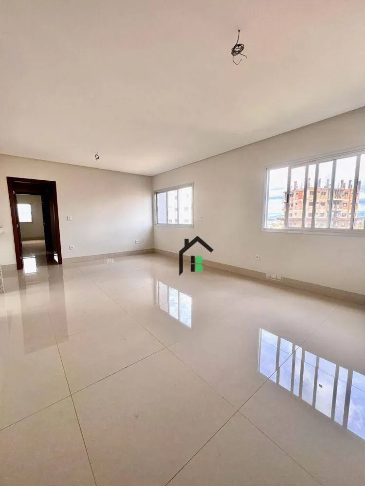 Apartamento, 3 quartos, 140 m² - Foto 3
