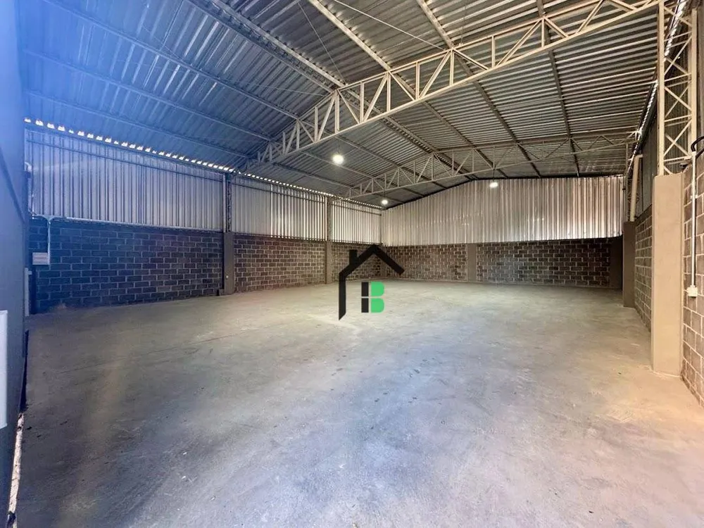 Depósito-Galpão, 240 m² - Foto 1