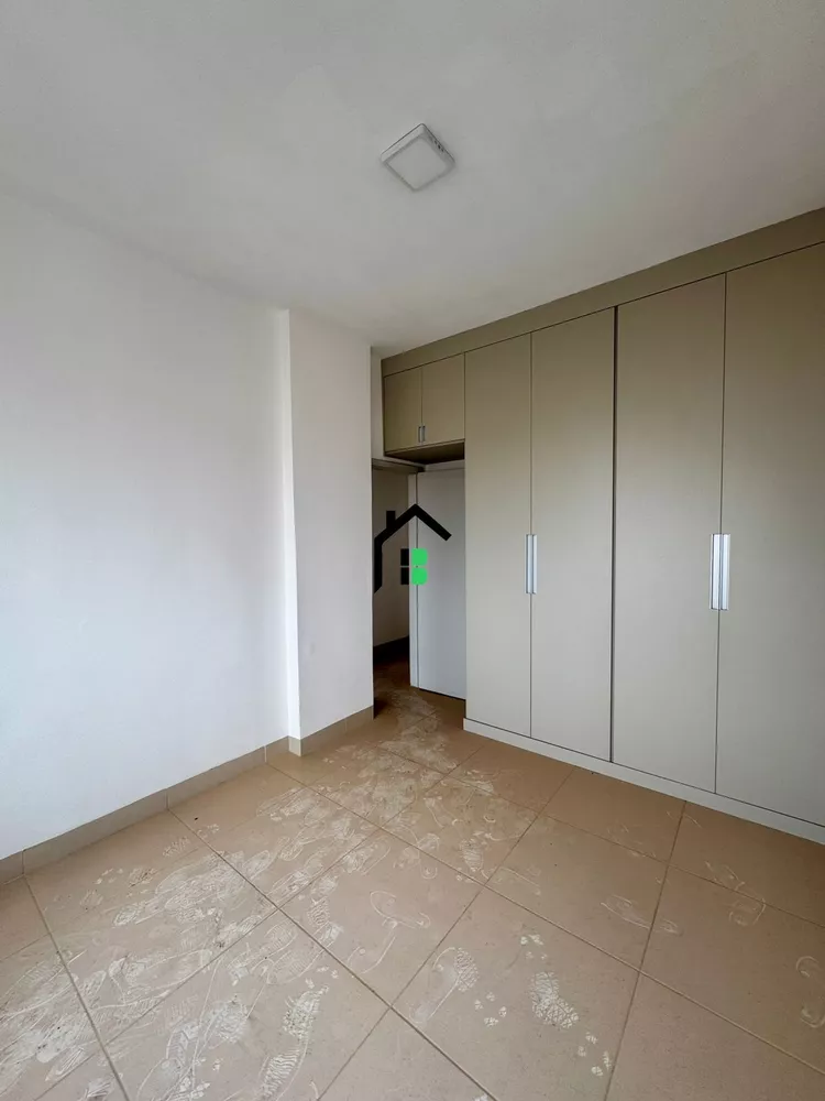 Apartamento à venda com 3 quartos, 110m² - Foto 2