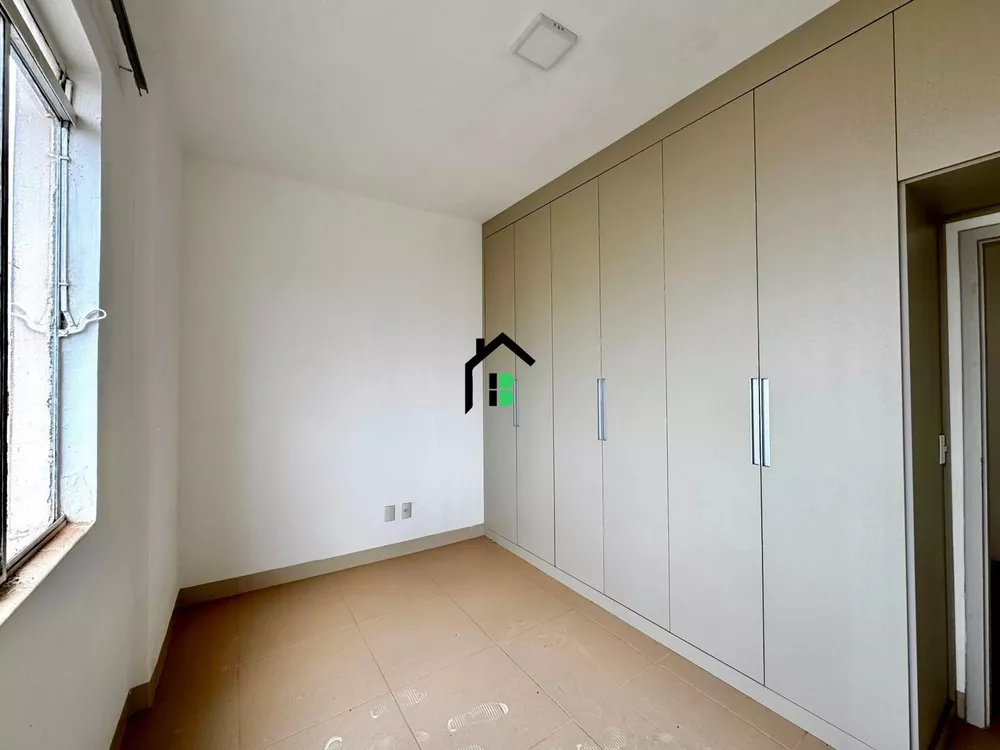 Apartamento à venda com 3 quartos, 110m² - Foto 4