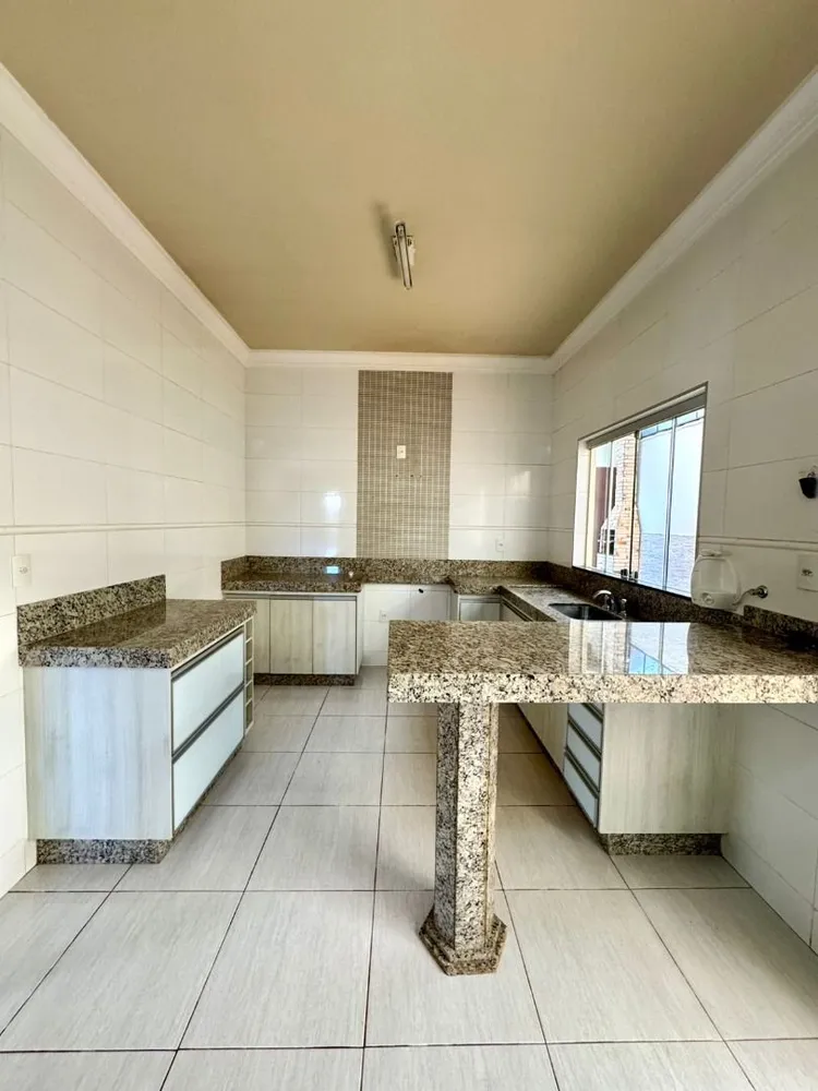 Casa, 3 quartos, 137 m² - Foto 4