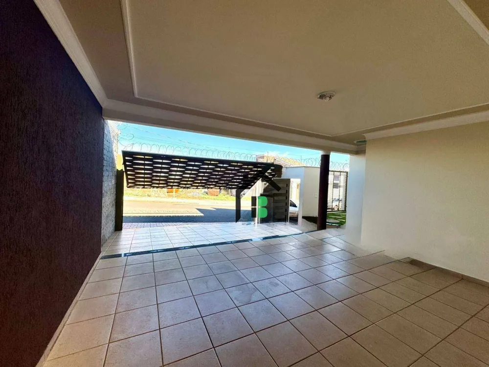 Casa, 3 quartos, 137 m² - Foto 2