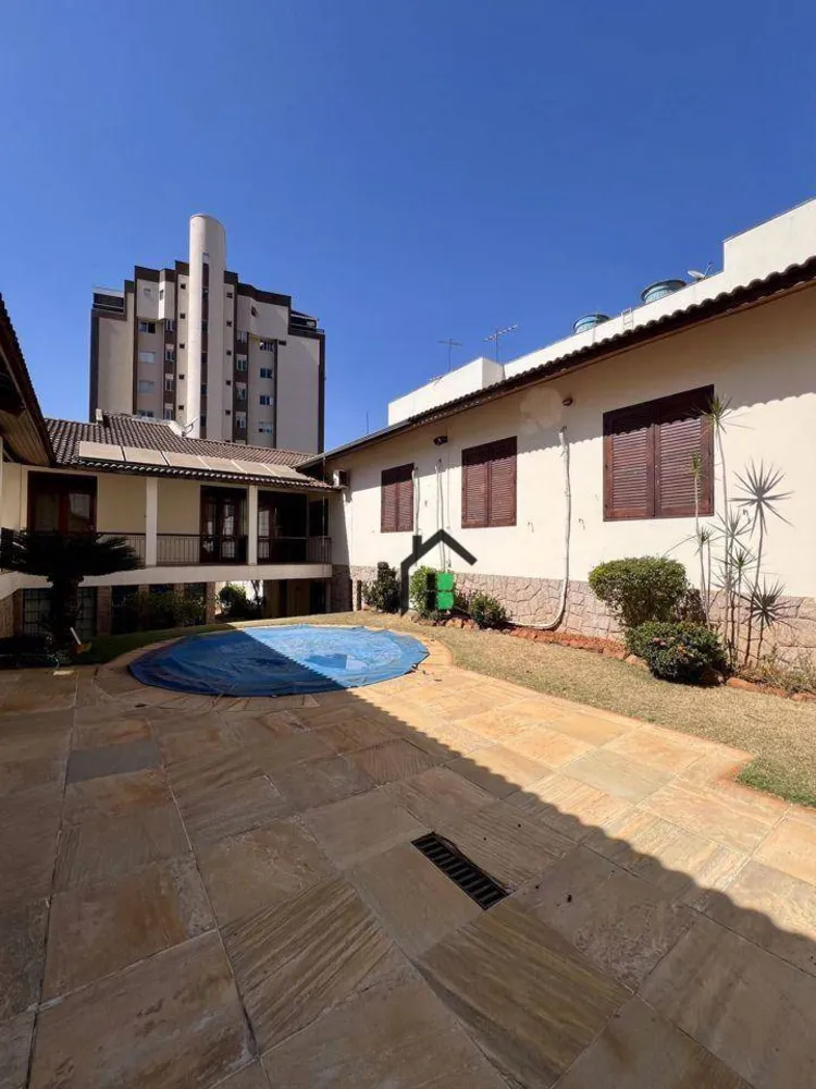 Casa, 6 quartos, 730 m² - Foto 18