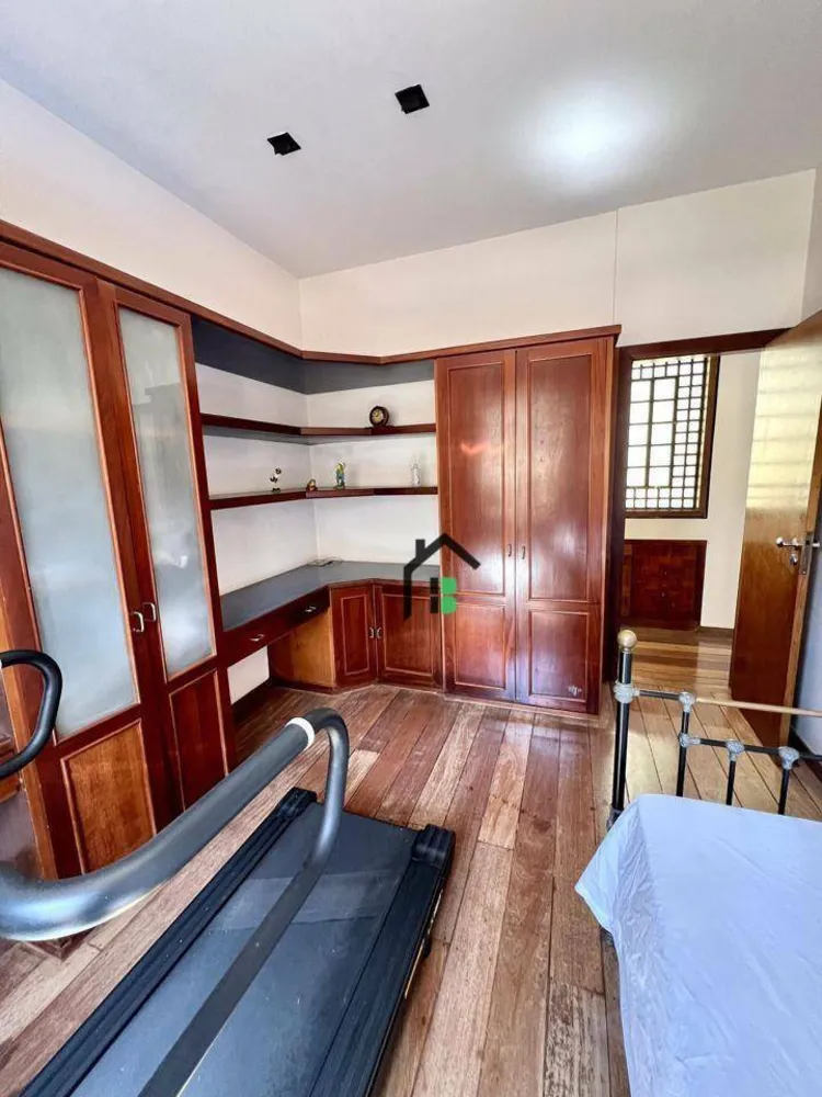 Casa, 6 quartos, 730 m² - Foto 11