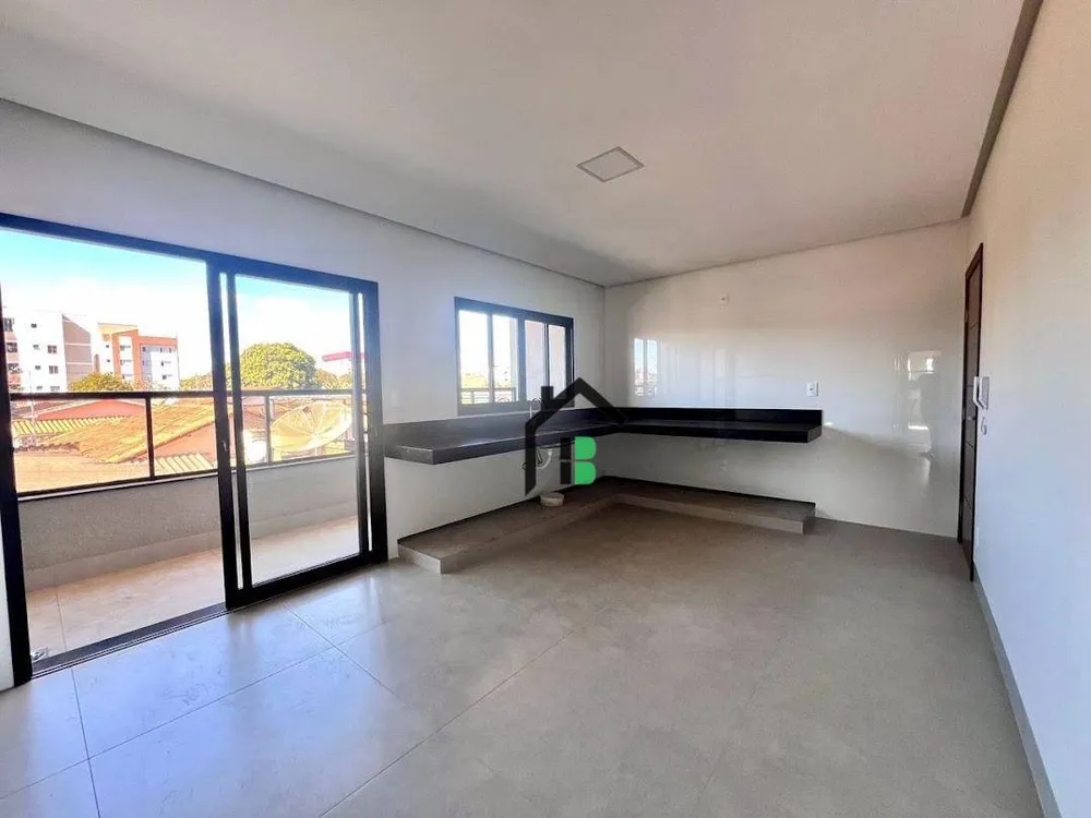 Apartamento, 3 quartos, 140 m² - Foto 3