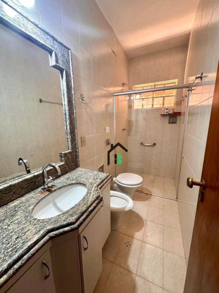 Casa, 4 quartos, 187 m² - Foto 3