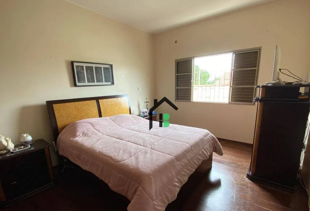 Casa, 3 quartos, 193 m² - Foto 1