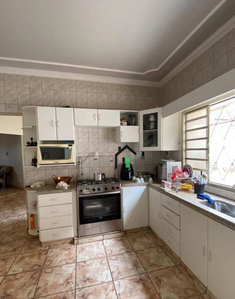 Casa, 3 quartos, 193 m² - Foto 11