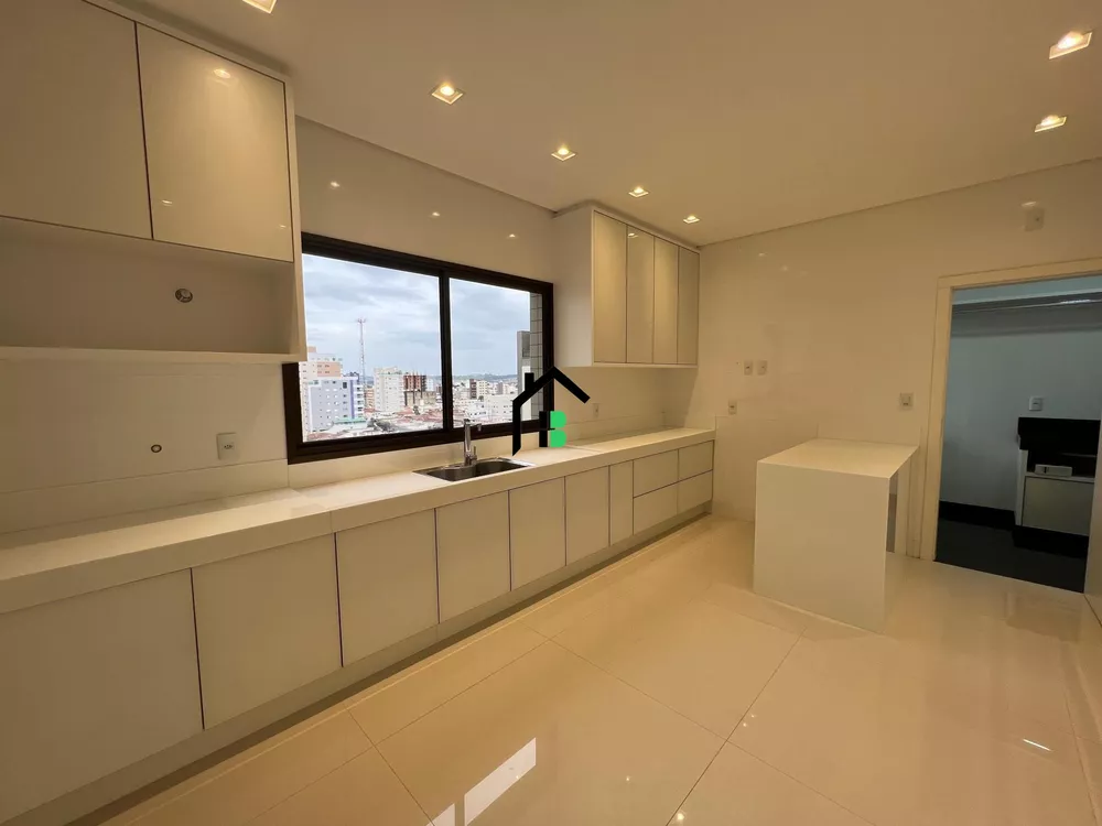 Cobertura à venda com 4 quartos, 296m² - Foto 5