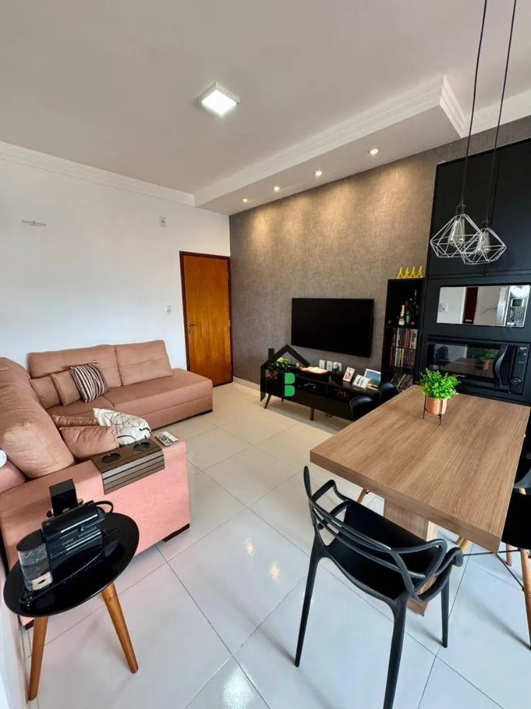 Apartamento, 2 quartos, 60 m² - Foto 1