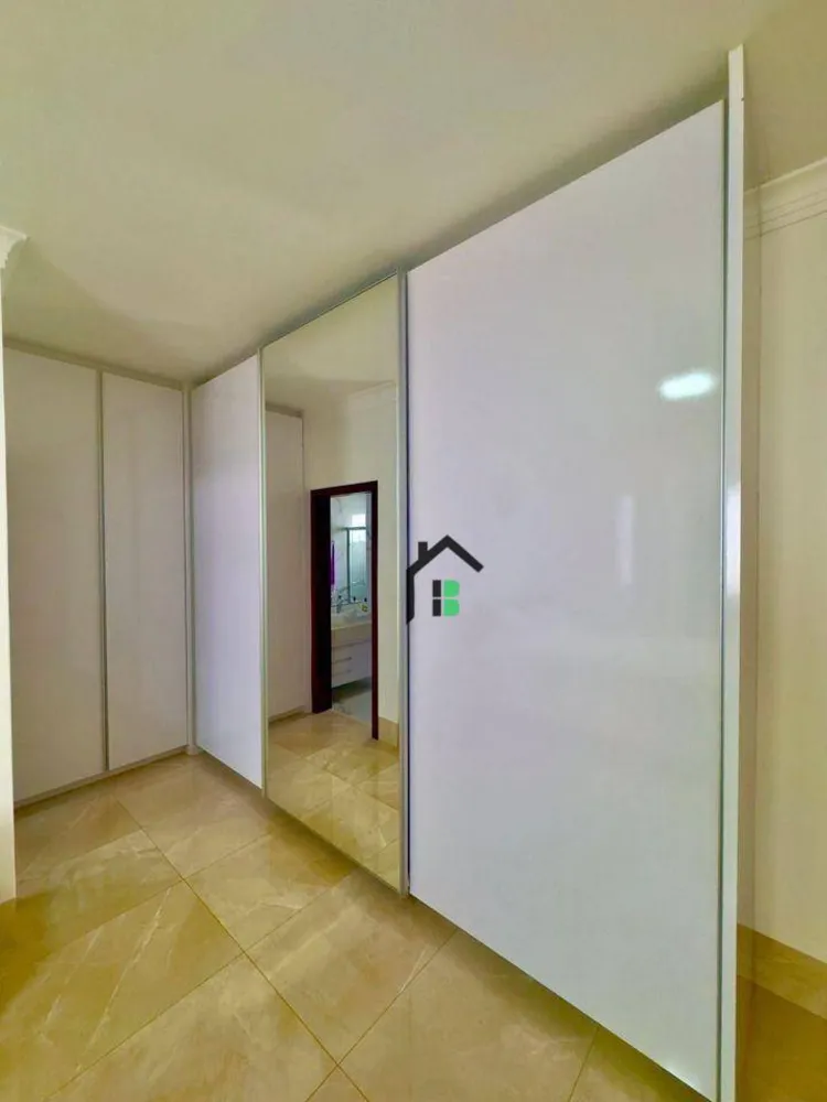 Casa, 4 quartos, 213 m² - Foto 3