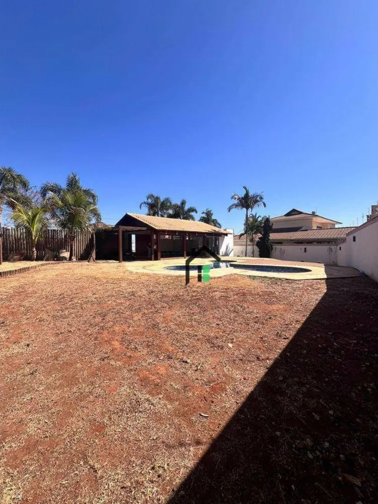 Loteamento e Condomínio, 802 m² - Foto 3