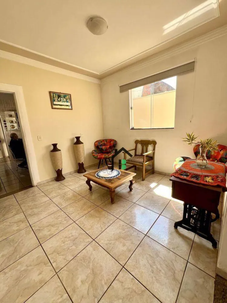 Casa, 4 quartos, 121 m² - Foto 4