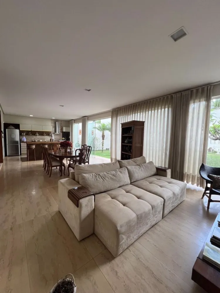 Casa, 1 quarto, 200 m² - Foto 2