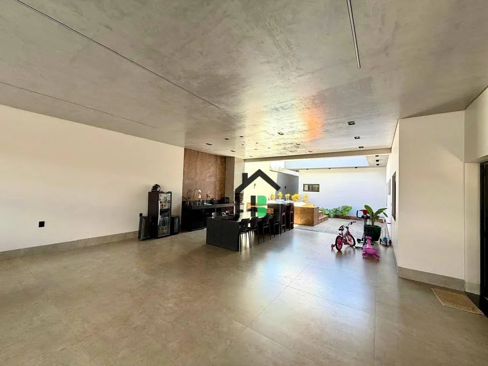 Casa, 3 quartos, 218 m² - Foto 16