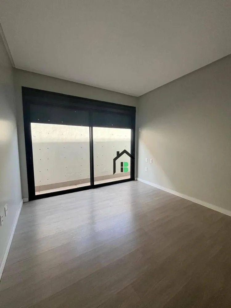 Casa, 3 quartos, 220 m² - Foto 2