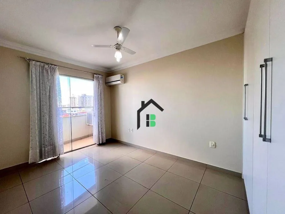 Cobertura, 3 quartos, 159 m² - Foto 2