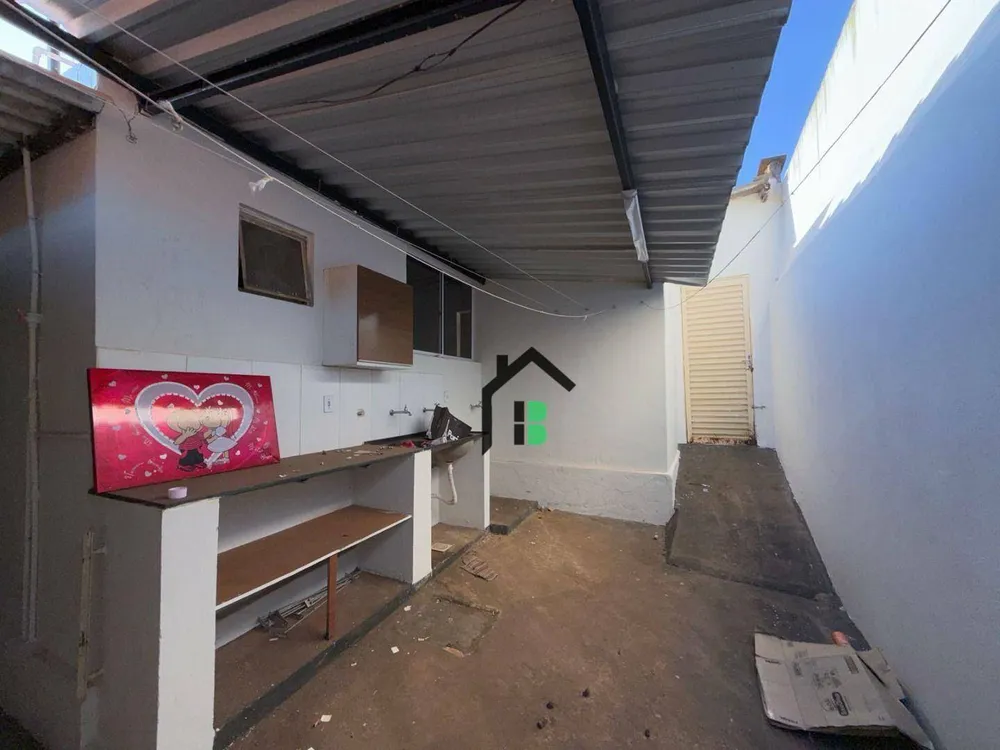 Casa, 4 quartos, 163 m² - Foto 1