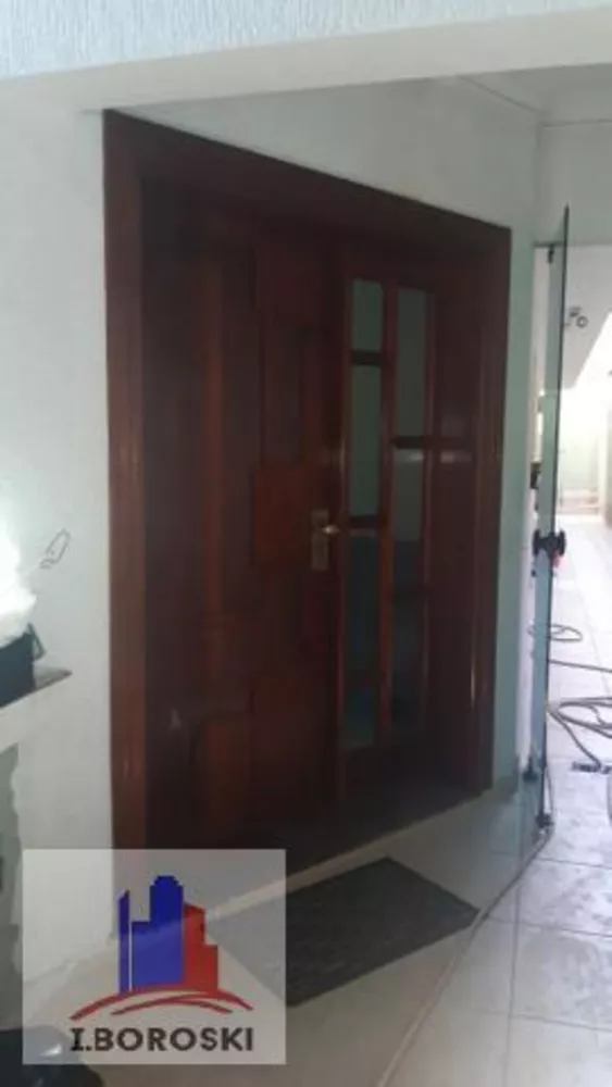 Casa à venda com 3 quartos, 340m² - Foto 1