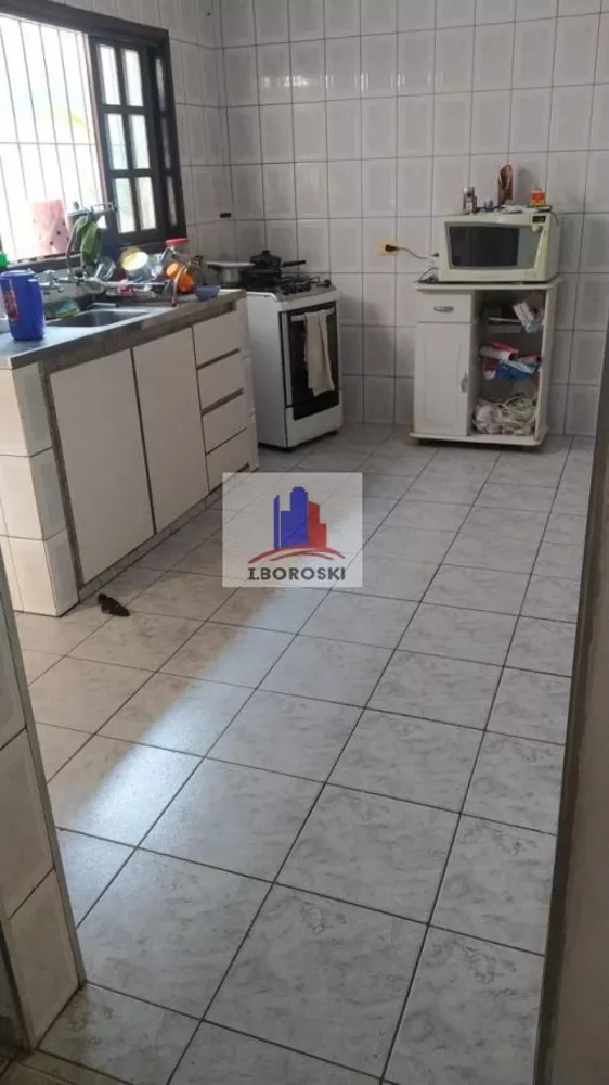 Casa à venda com 3 quartos, 150m² - Foto 1