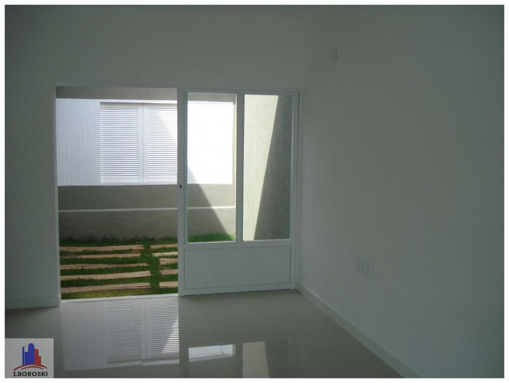 Sobrado, 3 quartos, 243 m² - Foto 1