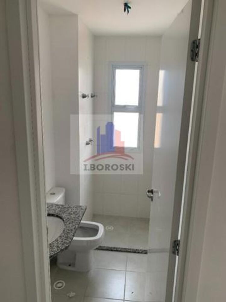 Apartamento à venda com 2 quartos, 64m² - Foto 1