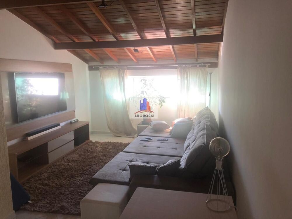 Sobrado, 3 quartos, 220 m² - Foto 1