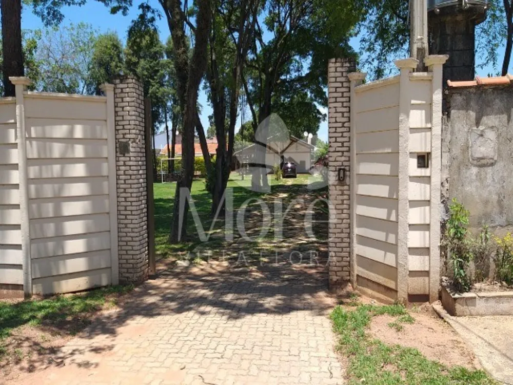 Chácara, 3 quartos, 2800 m² - Foto 1