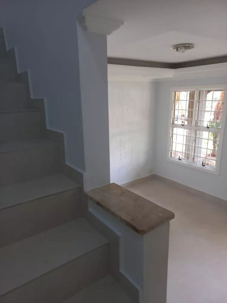 Casa de Condomínio à venda com 2 quartos, 61m² - Foto 4