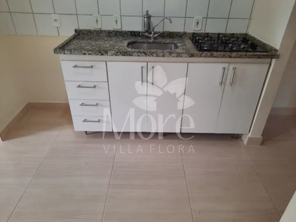 Apartamento à venda com 2 quartos, 70m² - Foto 4