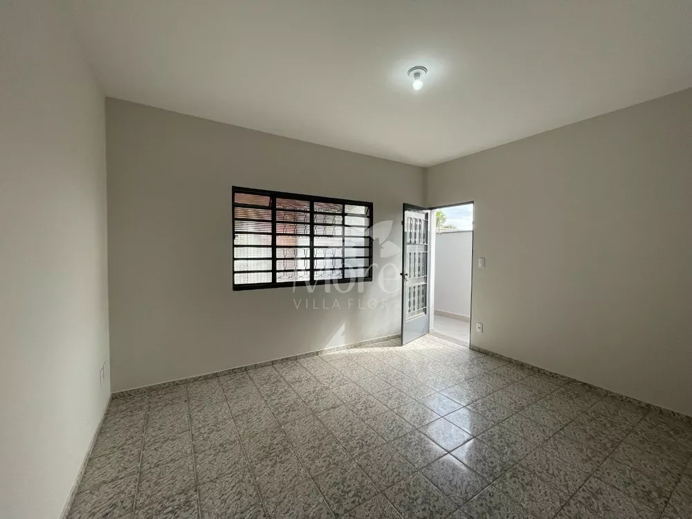 Casa à venda com 2 quartos, 125m² - Foto 8