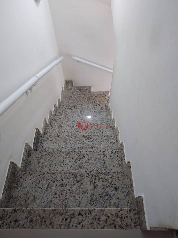 Apartamento à venda com 2 quartos, 42m² - Foto 5