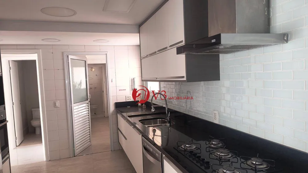 Apartamento, 3 quartos, 205 m² - Foto 2