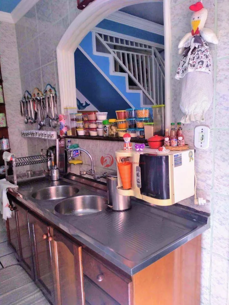 Sobrado, 4 quartos, 180 m² - Foto 2