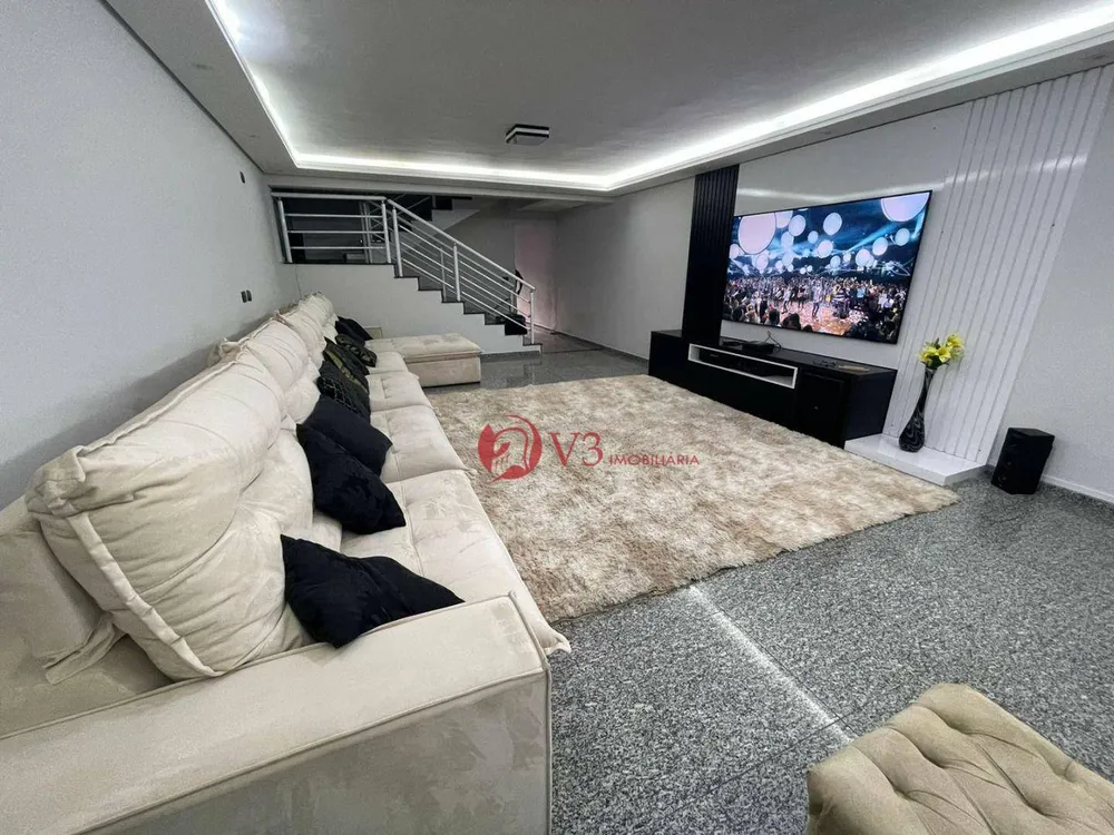 Sobrado, 3 quartos, 456 m² - Foto 1