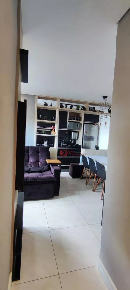 Apartamento à venda com 2 quartos, 42m² - Foto 8