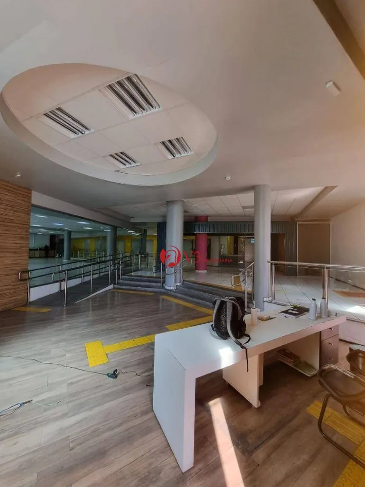 Depósito-Galpão, 6100 m² - Foto 1