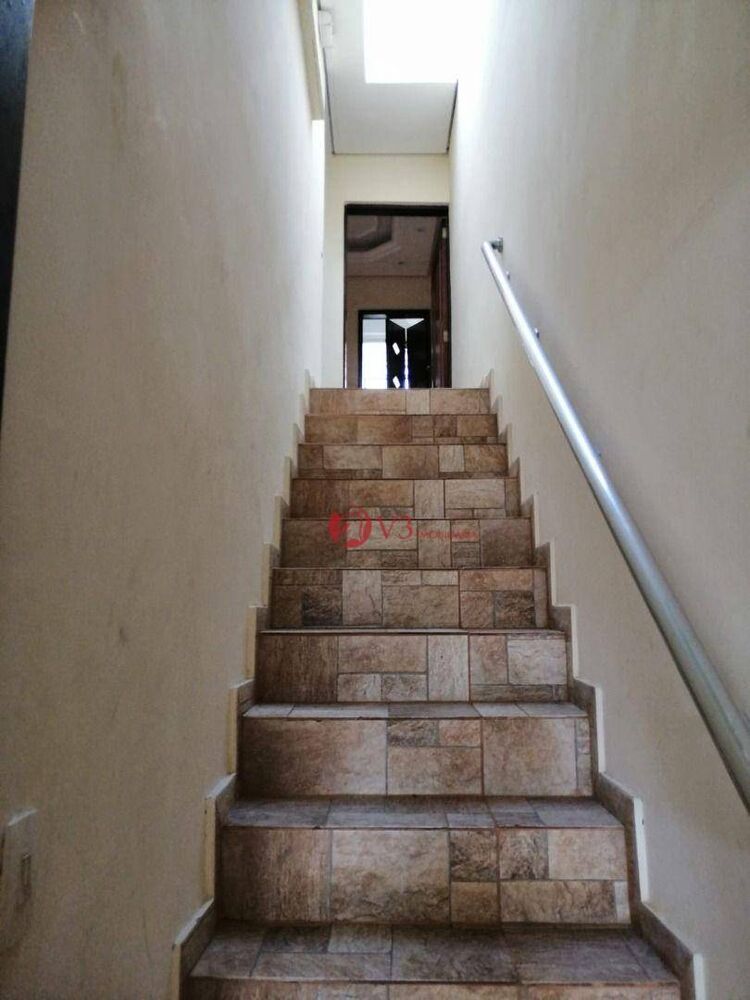 Casa, 4 quartos, 252 m² - Foto 4