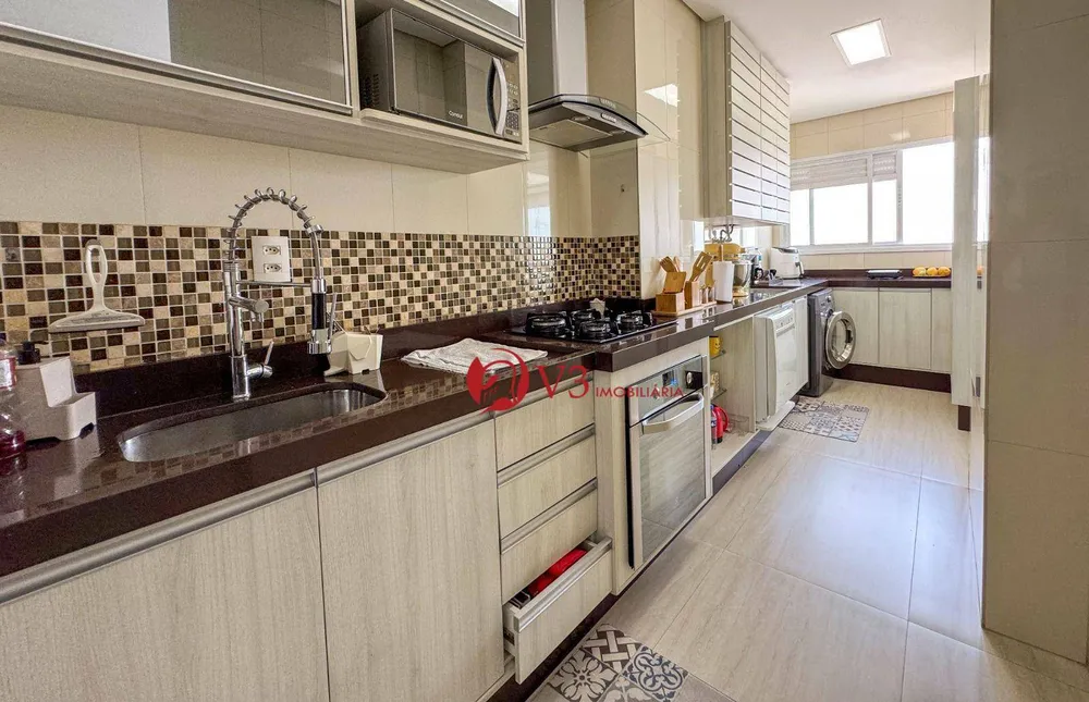 Cobertura, 3 quartos, 140 m² - Foto 2